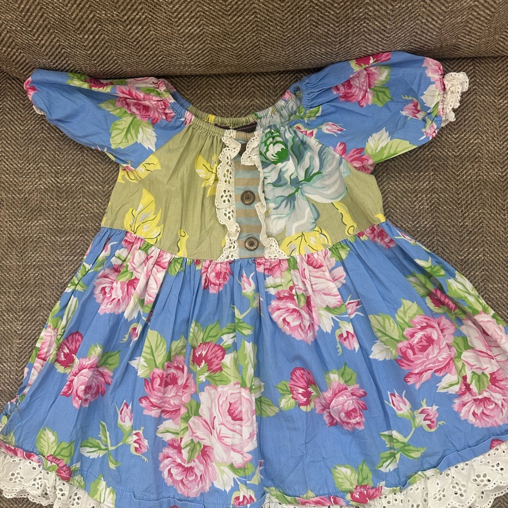 Mustard Pie Floral Lace Trim Top